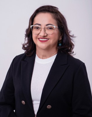 carmosa_menezes.jpeg